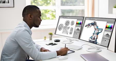 Designer utilizing Splashtop's enhanced performance features for file editing in Adobe Max