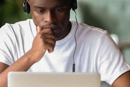 Student utilizing Splashtop for remote access to school lab computers