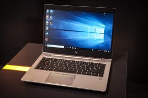 A Windows 10 laptop with Splashtop to enable remote desktop connections