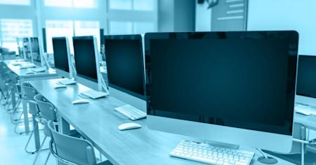 K-12 and higher education institutions using Splashtop for remote labs with row of computers